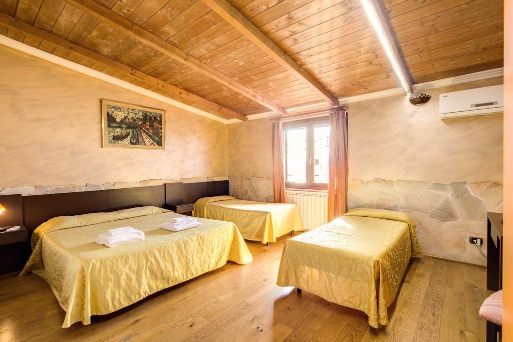Villa Gengi Ardea Exterior foto